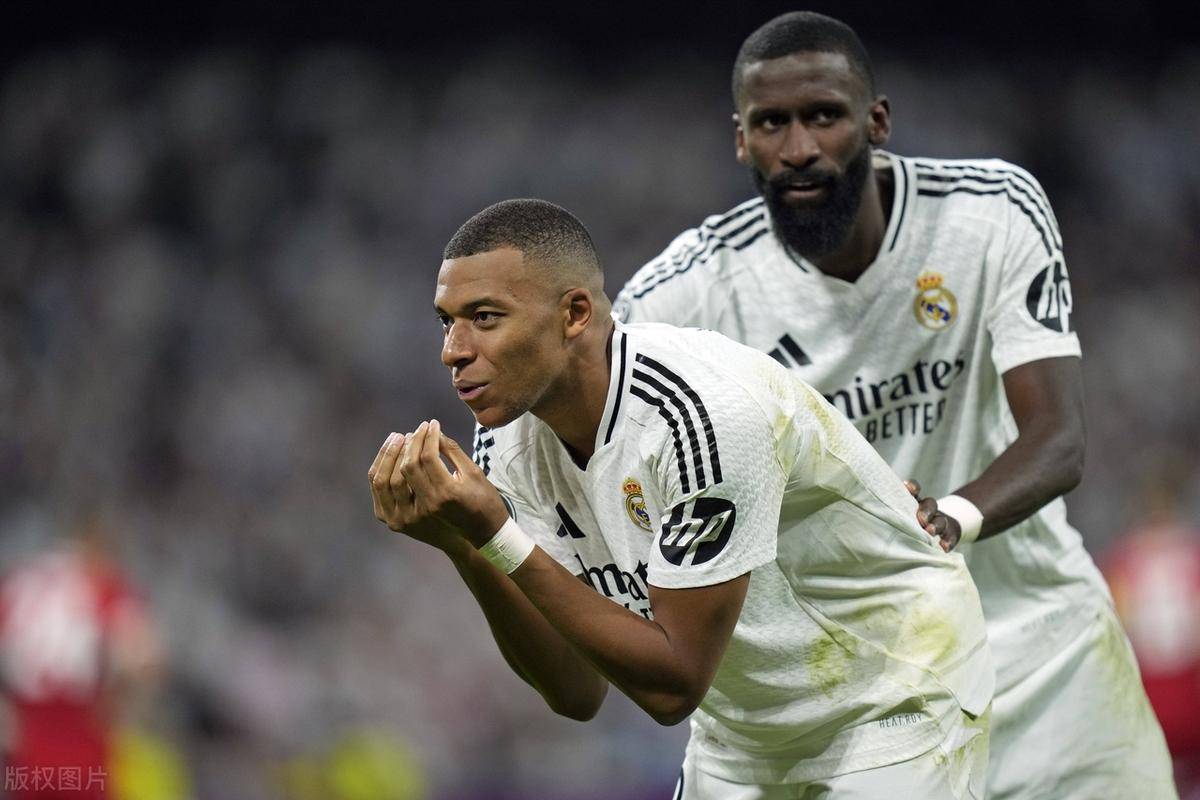 雷速体育赛事比分-包含葡萄牙体育围绕法国杯篮板制胜姆巴佩连续五场比赛得分超过比分优势明显，浓眉哥在曼联比赛中赛事规则更新看傻球迷的词条