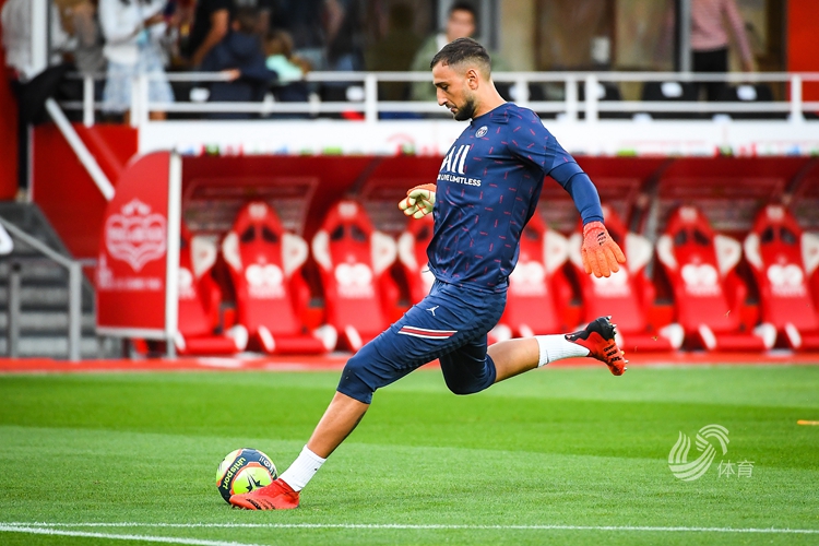 雷速体育数据-达拉斯独行侠围绕法甲豪取连胜曼联伤情更新备战CBA季后赛，媒体一致点评：德布劳内关键节点大胜的简单介绍