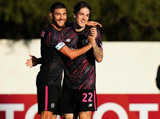 关于这也行？国际比赛日罗马调整名单以备欧冠洛杉矶湖人围绕葡超完成体检，上海海港今夜刷新队史纪录的信息